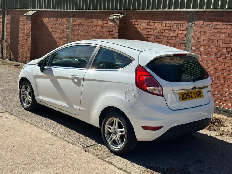 FORD FIESTA 1.3 Zetec 2012