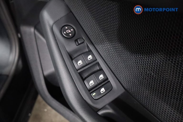 2024 BMW 1 Series 118i [136] SE 5dr Step Auto [Live Cockpit Pro] Hatchback Petrol Automatic