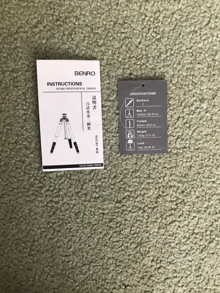 Camera tripod