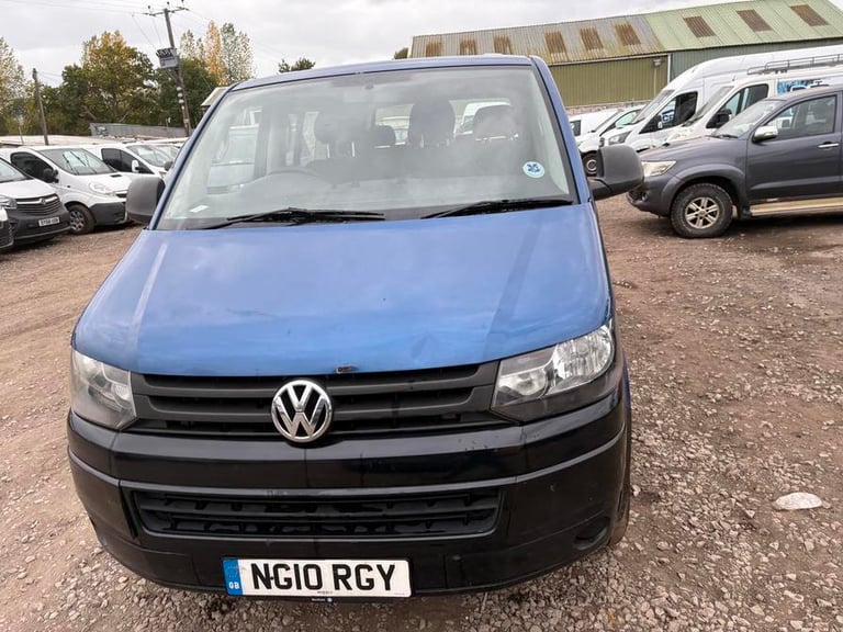 2010 Volkswagen Transporter Transporter T30 S 84 TDI SWB Minibus DIESEL Manual