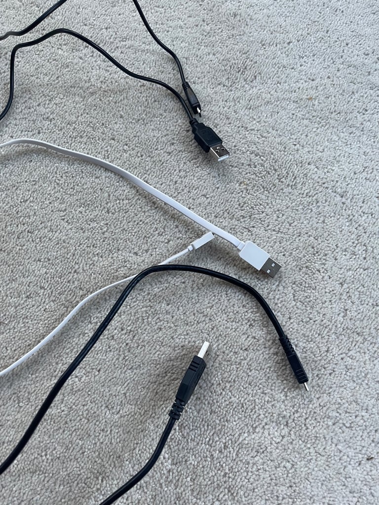 3 micro USB cables suitable for android phones, powerbanks and more