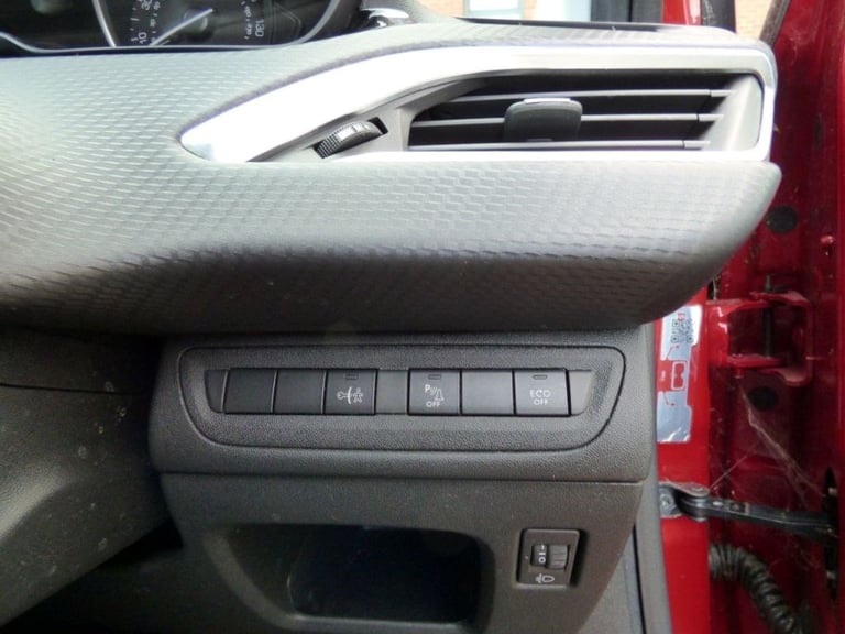  Peugeot 208 1.2 PureTech 110 Allure 5dr EAT6 Petrol