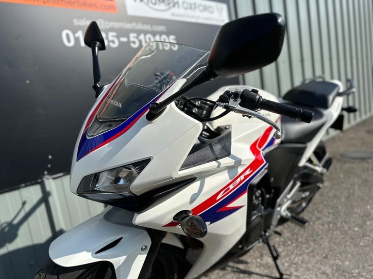 STUNNING LOW MILEAGE 2014/14 HONDA CBR500R ABS MOTORCYCLE 