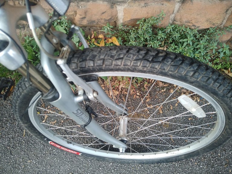 Specialized Expedition Man Hybrid Bike