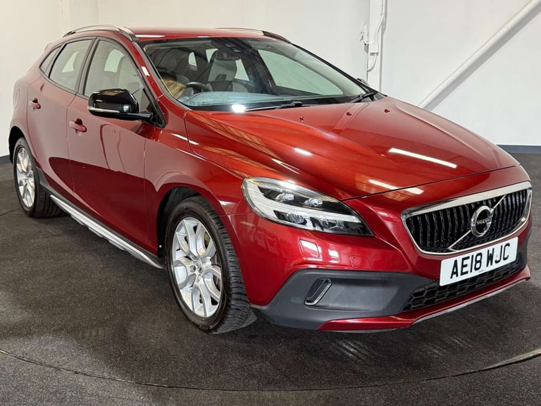 2018 Volvo V40 T3 [152] Cross Country Pro 5dr Geartronic HATCHBACK PETROL Automatic