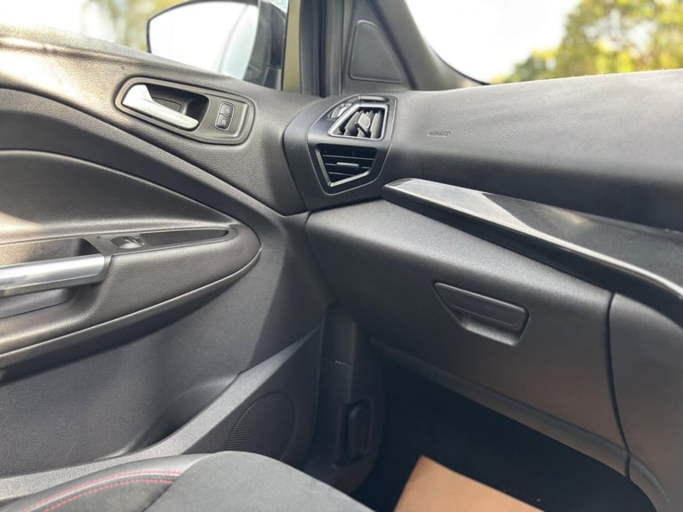 2019 Ford Kuga 1.5T EcoBoost ST-Line Edition Euro 6 (s/s) 5dr HATCHBACK Petrol Manual