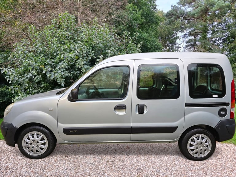 2008 Renault Kangoo Wheelchair Accessible Vehicle + 3 Seater + Electric Remote Winch  Wheelchair ...