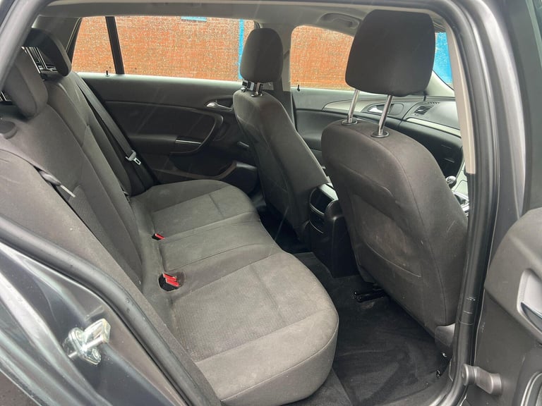  Vauxhall Insignia 2.0 CDTi ES Sports Tourer Euro 5 5dr Diesel Manual