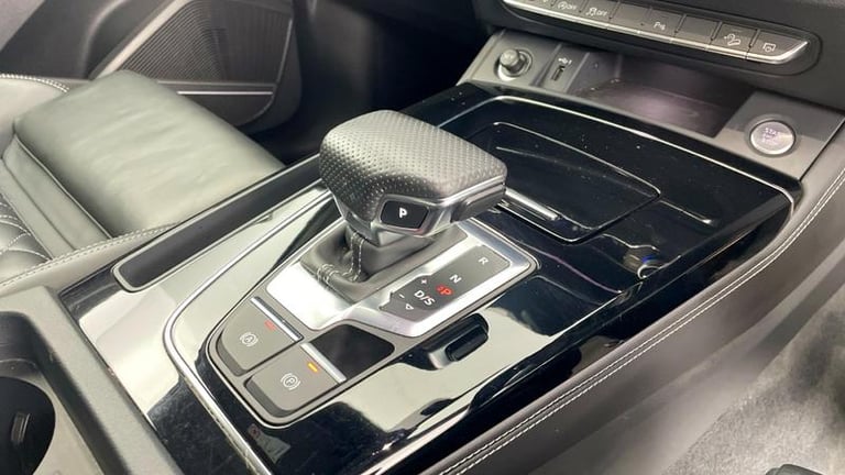 2022 Audi Q5 Edition 1 45 TFSI quattro 265 PS S tronic Automatic Hatchback Petrol Automatic