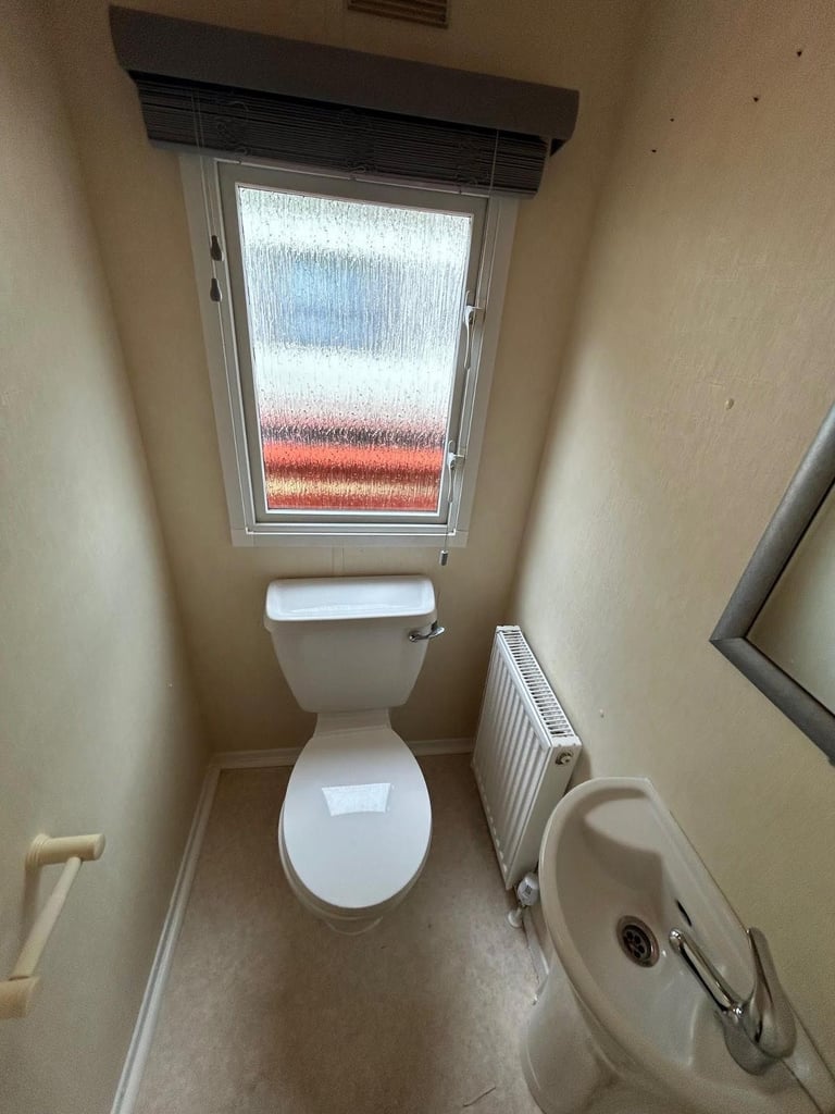 Atlas Capricorn Double Glazed Central Heated ! NO SITE FEES TO PAY UNTIL 2027 ! 