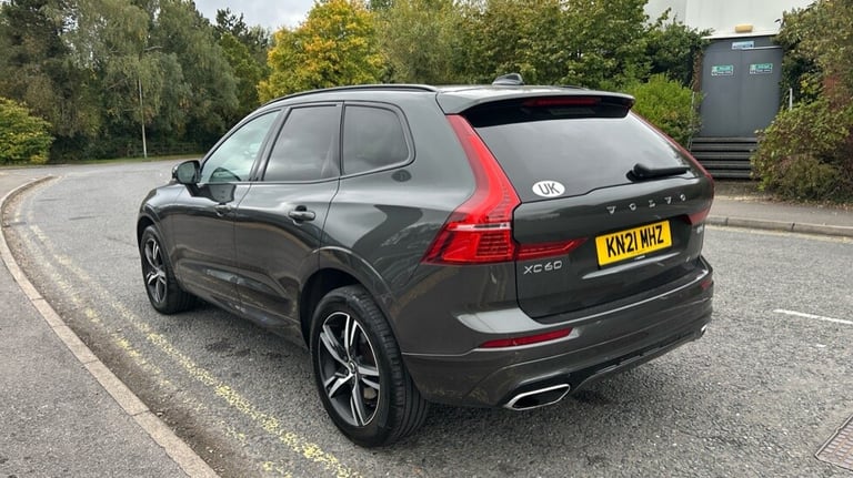 2021 Volvo XC60 R-Design, B5 AWD mild hybrid Estate Petrol Automatic