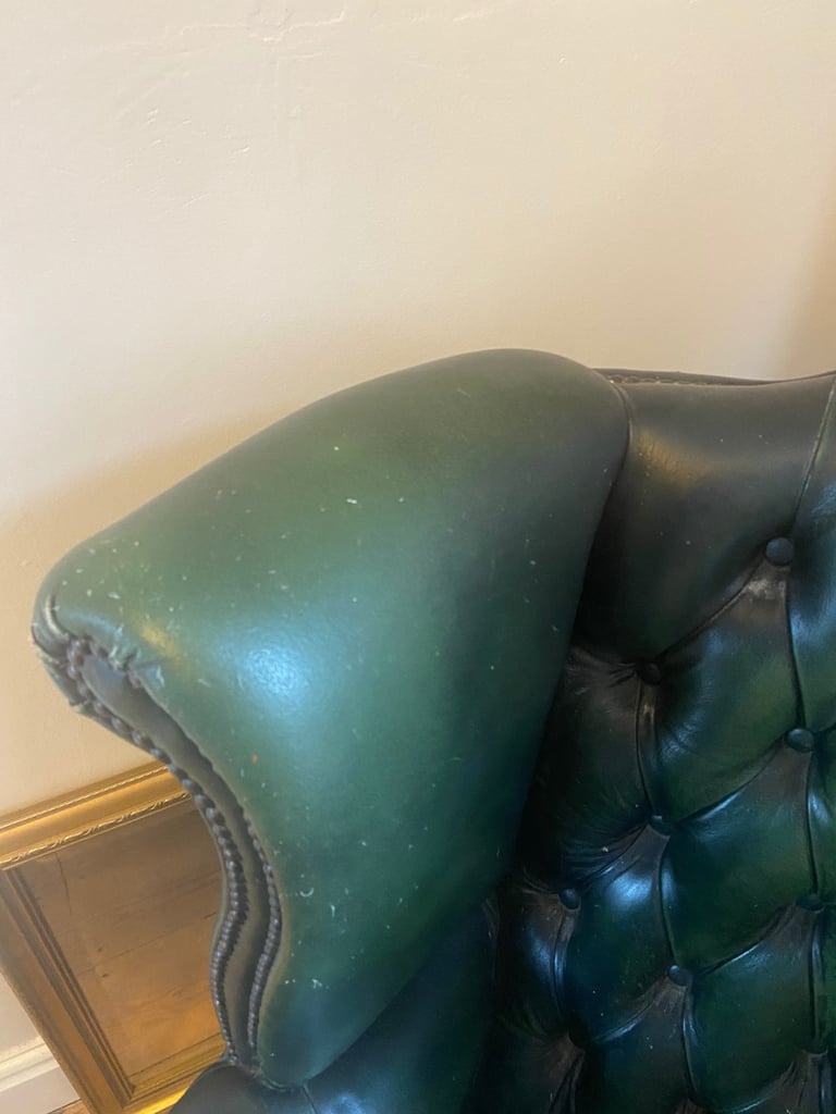 Green chesterfield armchair 