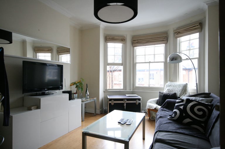 Brixton's Best 2Bedroom Ground Floor Flat in Kennington, London