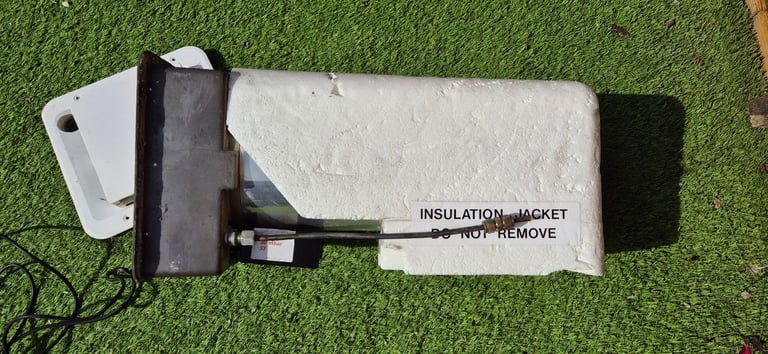 CARVER CASCADE 2 gas water heater for camper caravan motorhome boat.