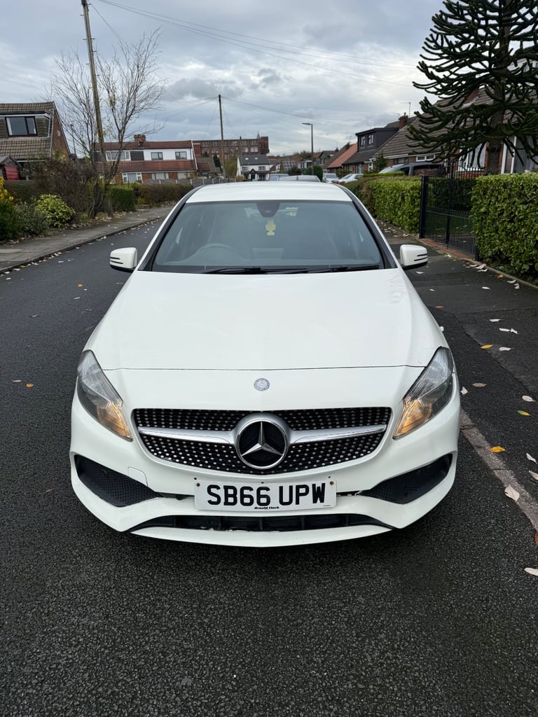 Mercedes-Benz, A CLASS, Hatchback, 2017, Manual, 1461 (cc), 5 doors