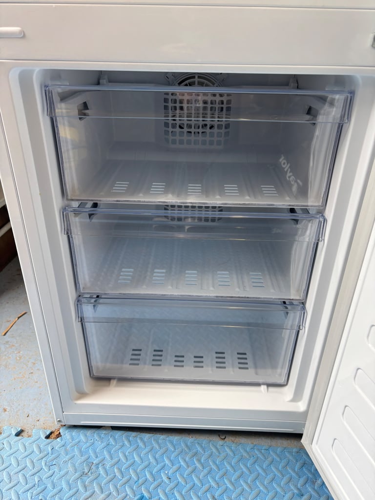 White Beko Fridge Freezer