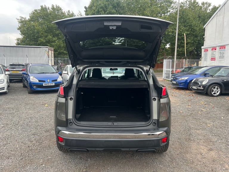 2017 Peugeot 3008 1.2 Puretech Allure 5dr EAT6 HATCHBACK Petrol Manual