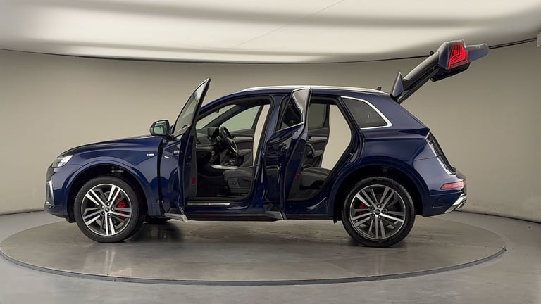 2021 Audi Q5 2.0 TFSI 45 S line SUV 5dr Petrol S Tronic quattro Euro 6 (s/s) (265 ps) SUV Petrol ...