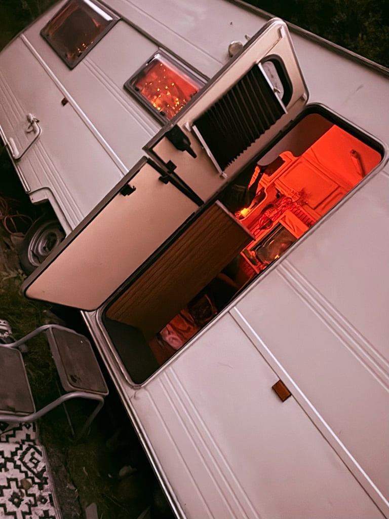 Avondale caravan 4 berth