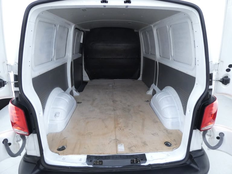 2021 Volkswagen Transporter T32 P/V BASE 110 BHP PANEL VAN ELECTRIC Automatic