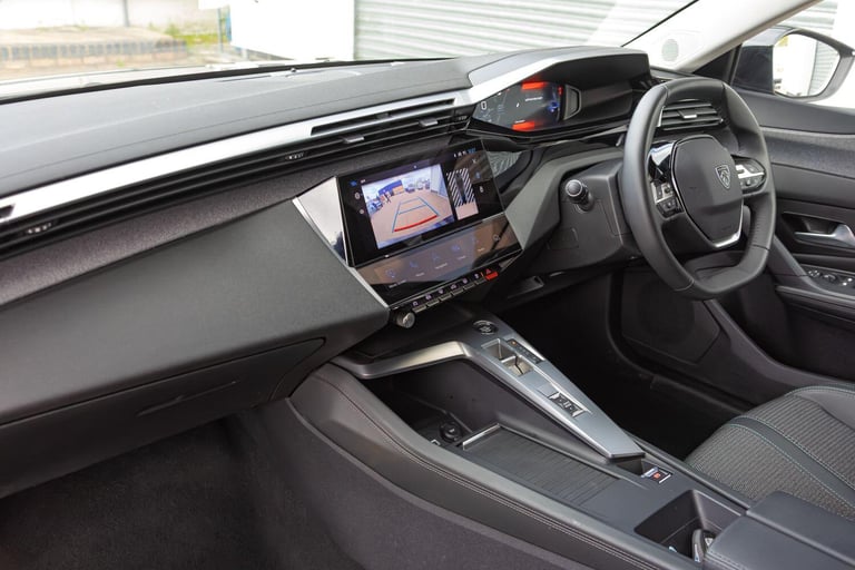 2024 Peugeot 308 SW 1.2 PureTech Allure Estate 5dr Petrol EAT Euro 6 (s/s) (130 ps) ESTATE Petrol...