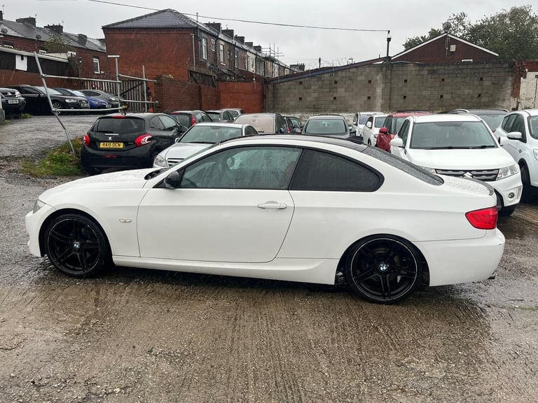 2012 BMW 3 Series 320i Sport Plus 2dr COUPE PETROL Manual