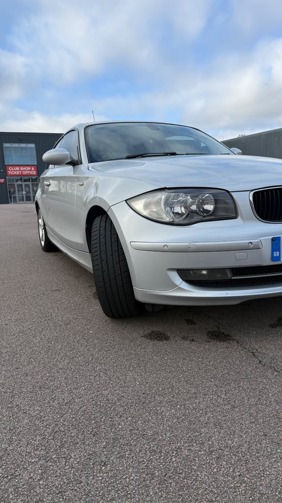 BMW, 1 SERIES, Hatchback, 2009, Semi-Auto, 1995 (cc), 3 doors