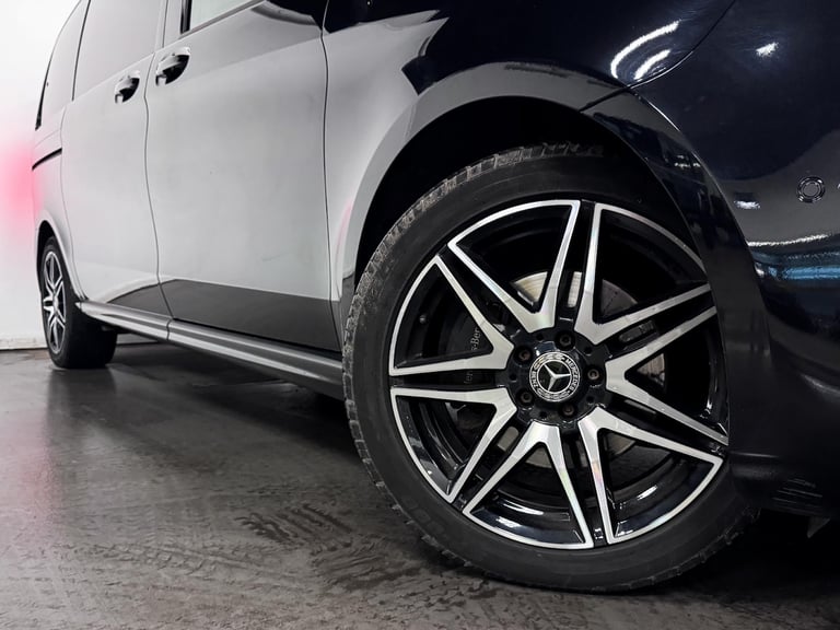 2019 Mercedes-Benz V-Class 2.0 V300d AMG Line MPV 5dr Diesel G-Tronic+ Euro 6 (s/s) 7 Seat (239 p...