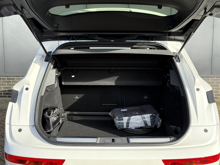 2024 DS Automobiles DS 7 1.6 E-TENSE 4X4 Performance Line + 5dr EAT8 HATCHBACK PETROL/ELECTRIC Au...