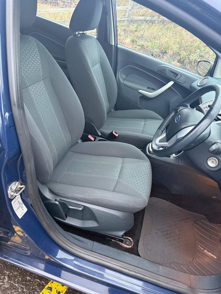 Ford Fiesta 1.4 Zetec Automatic