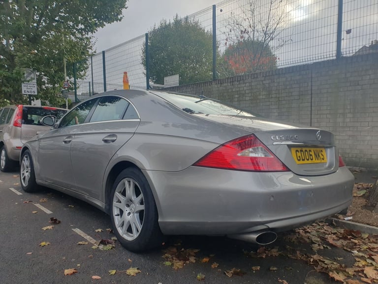 image for Mercedes-Benz, CLS, Coupe, 2006, Semi-Auto, 3498 (cc), 4 doors