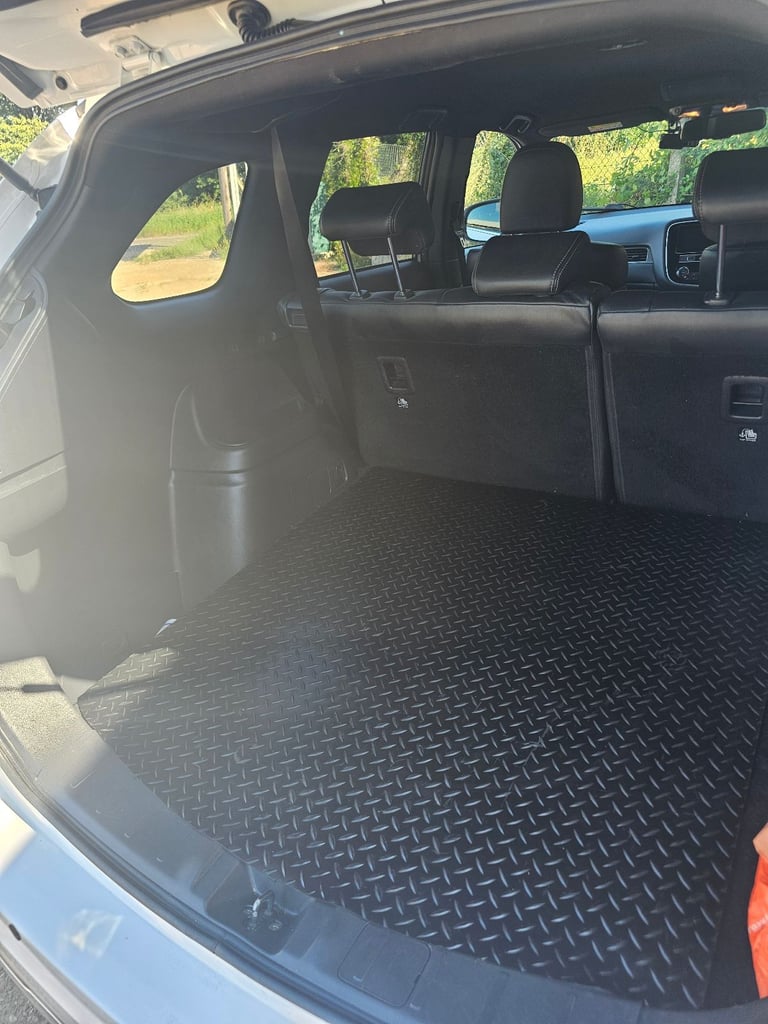 Mitsubishi, OUTLANDER, Estate, 2019, Other, 2360 (cc), 5 doors