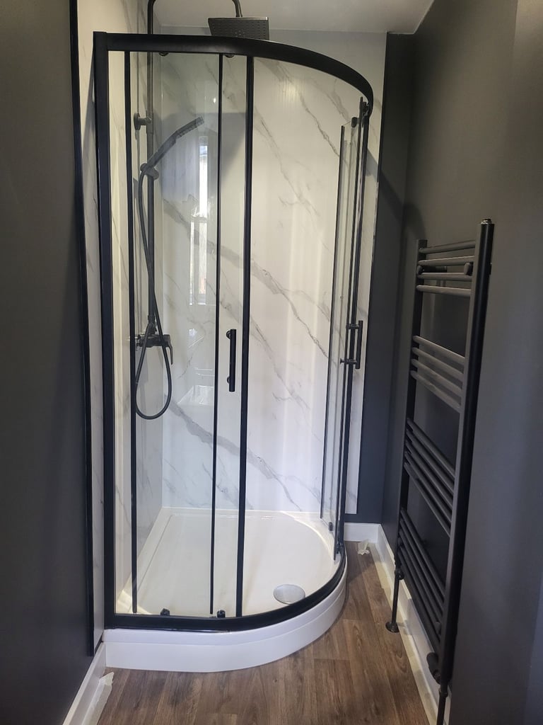 Fully Furnished, very spacious, Elegant 1 Bedroom Flat