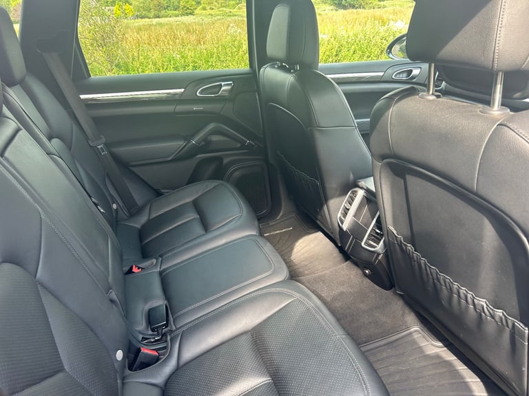 2015 Porsche Cayenne 3.0V6 Diesel 5dr Tiptronic S FSH 1yrs Mot 6MTH RAC warranty