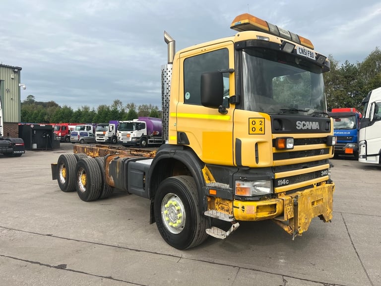 2001 SCANIA 114 340 6X6 CHASSIS CAB 