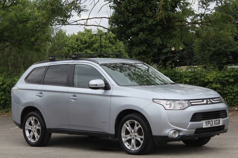 image for 2013 Mitsubishi Outlander 2.3 Outlander GX 3 DI-D 4WD 5dr SUV Diesel Manual