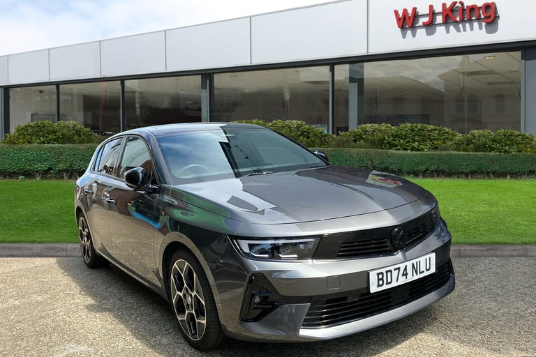 image for  Vauxhall Astra 1.2 Turbo Ultimate Hatchback 5dr Petrol Auto Euro 6 s/s 130 Ps