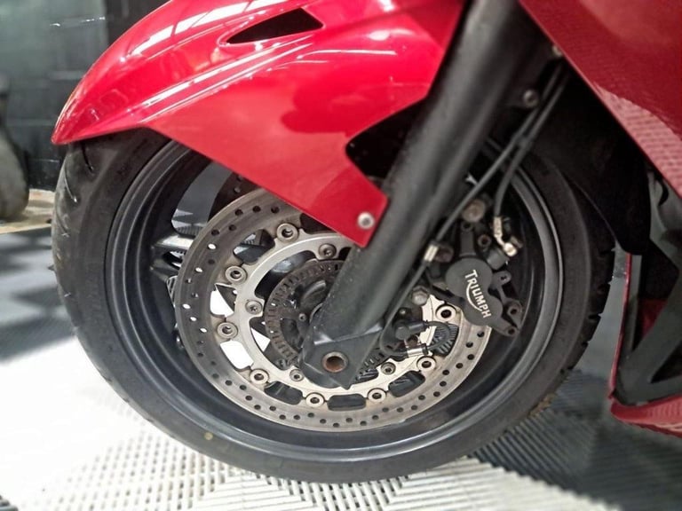 2013 13 TRIUMPH SPRINT GT 1050 ABS FINANCE SPECIALISTS APPLY NOW