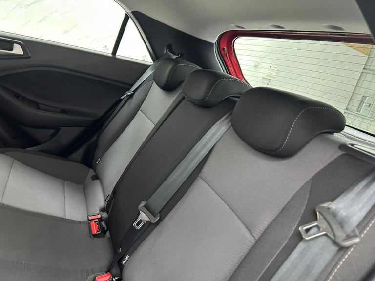 2016 Hyundai i20 1.2 SE Hatchback 5dr Petrol Manual Euro 6 (84 ps) F/S/H! 1 FORMER OWNER Hatchbac...