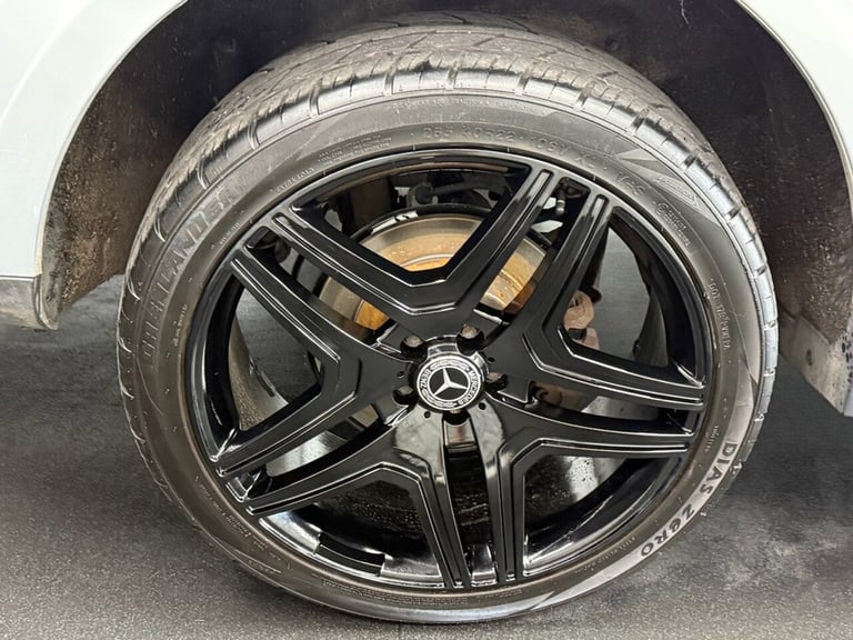 2010 Mercedes-Benz M-Class 3.0 ML300 CDI V6 BlueEfficiency Sport SUV 5dr Diesel Tiptronic 4WD Eur...