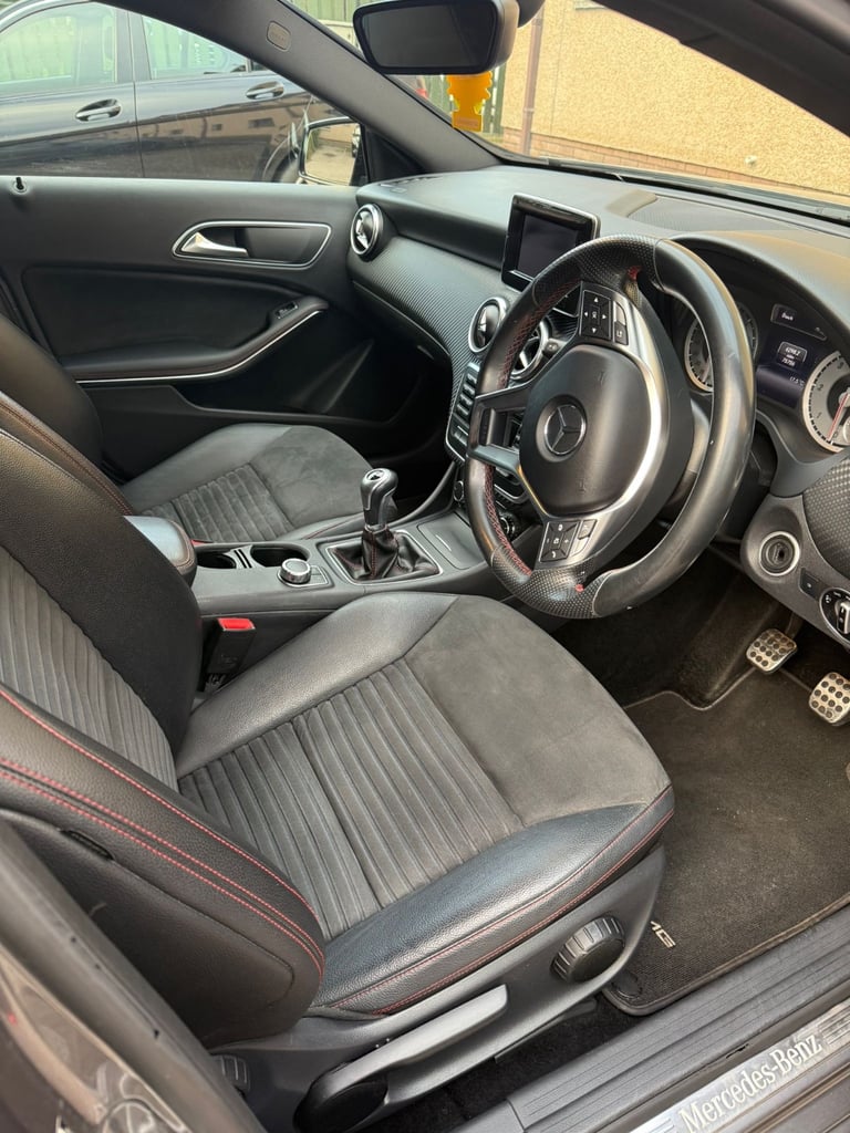 Mercedes-Benz, A CLASS, Hatchback, 2015, Manual, 2143 (cc), 5 doors
