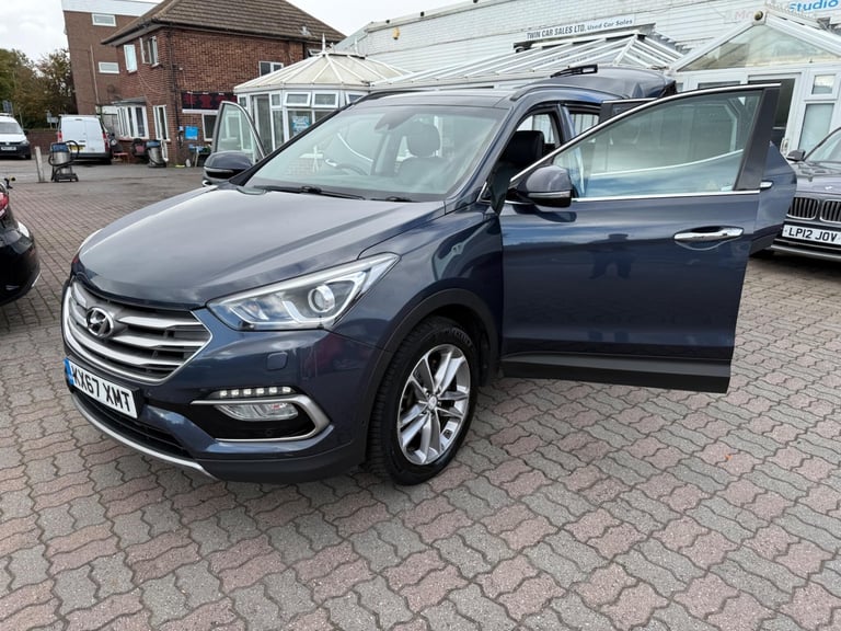 2017 Hyundai Santa Fe 2.2 CRDi Blue Drive Premium SE Auto 4WD Euro 6 (s/s) 5dr (7 Seat) ESTATE Di...