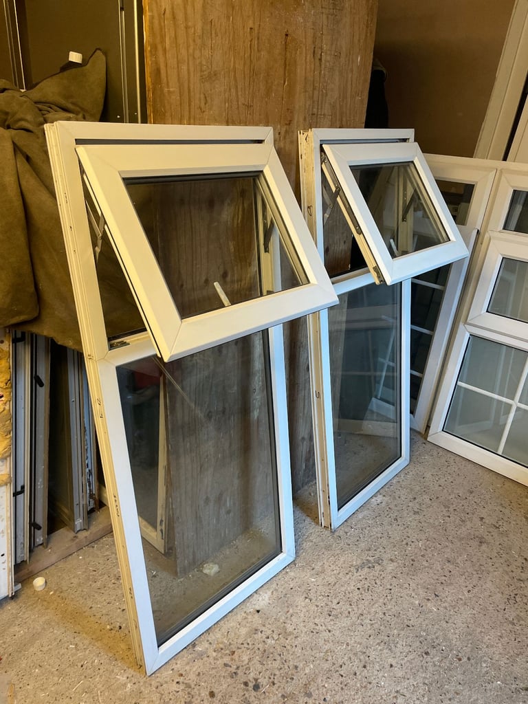 H 142.5 x W 62 cm - MATCHING PAIR UPVC DOUBLE GLAZED WINDOWS - £60 EACH (REF: SJ461 PAIR)