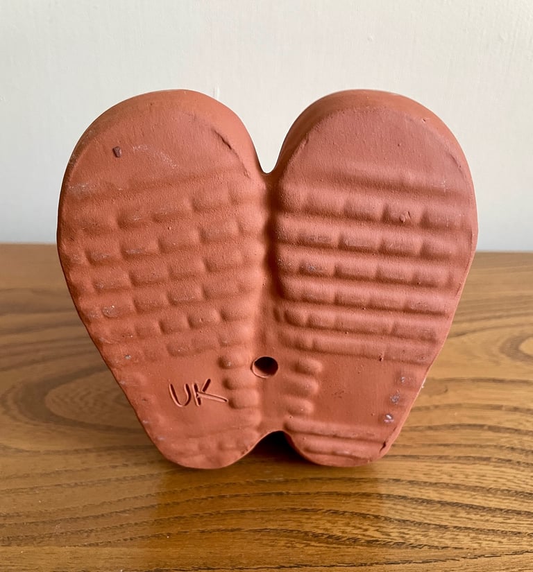 Small Indoor Ceramic Plant Pot in the Shape of a Pair of Pink Wellingtons BNWT