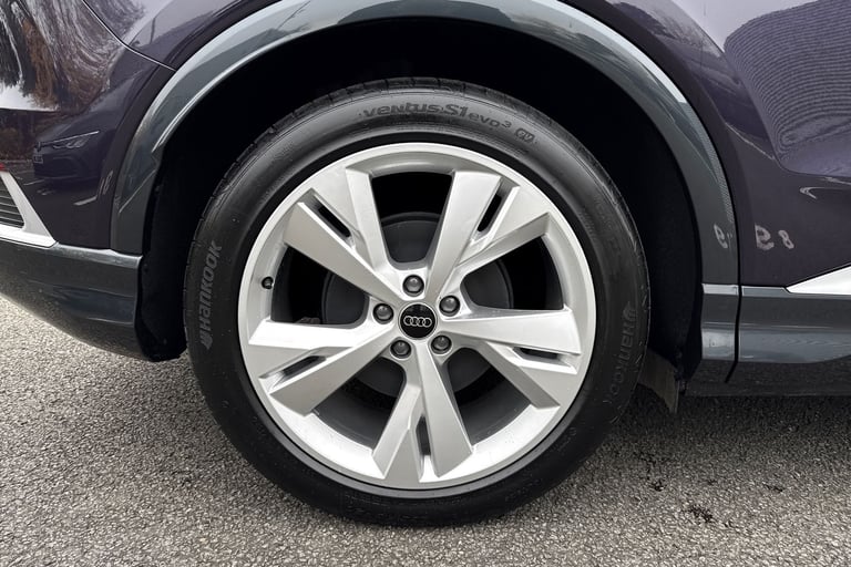 2024 Audi Q4 e-tron Q4 Sportback S line 45 e-tron  210,00 kW SUV ELECTRIC Automatic