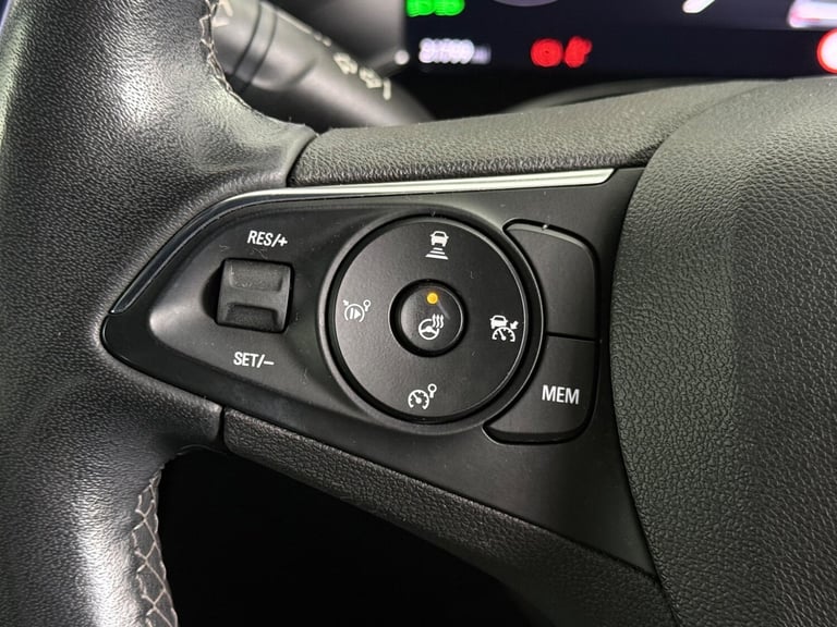 2021 Vauxhall Mokka 1.2 Turbo 100 SRi Nav Premium 5dr HATCHBACK PETROL Manual