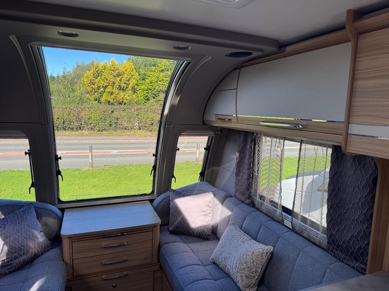 2024 Bailey Unicorn Cadiz - 4 berth - Fixed single beds 