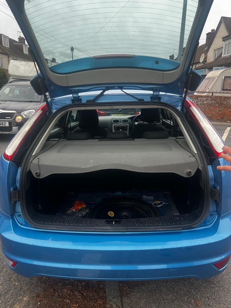 Ford, FOCUS, Hatchback, 2010, Manual, 1596 (cc), 5 doors
