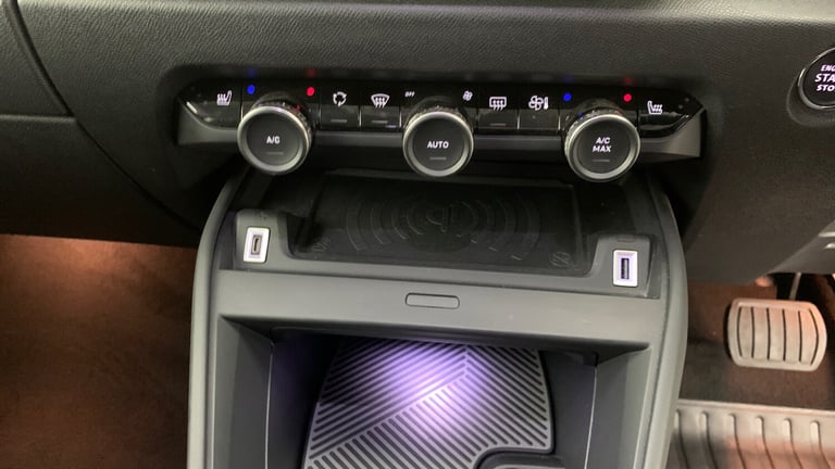 2021 Citroen C4 50kWh Shine Plus Hatchback 5dr Electric Auto (7.4kW Charger) (136 ps) Hatchback E...
