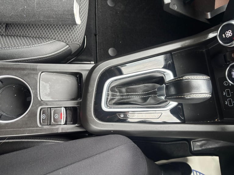 2023 Renault Arkana techno E-Tech hybrid 145 auto my22 COUPE Petrol/Electric Hybrid Automatic